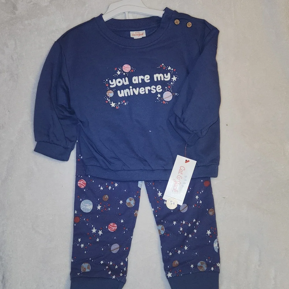 Cat & Jack, Baby Girl, 18 Months, Valentines Heart and Universe Print Set